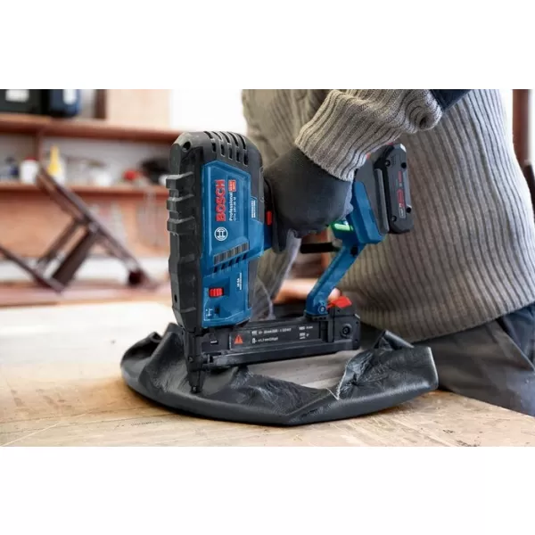 Aku sponkovačka do dřeva GTH 18V-38 M Bosch 0601482500