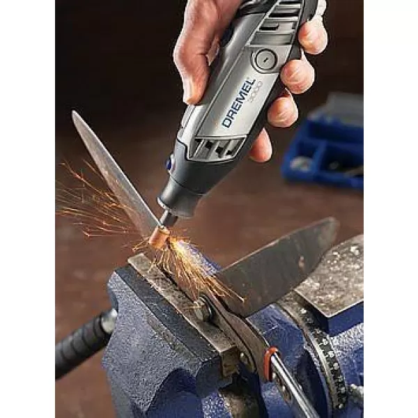 Mikrobruska Dremel 3000 JW