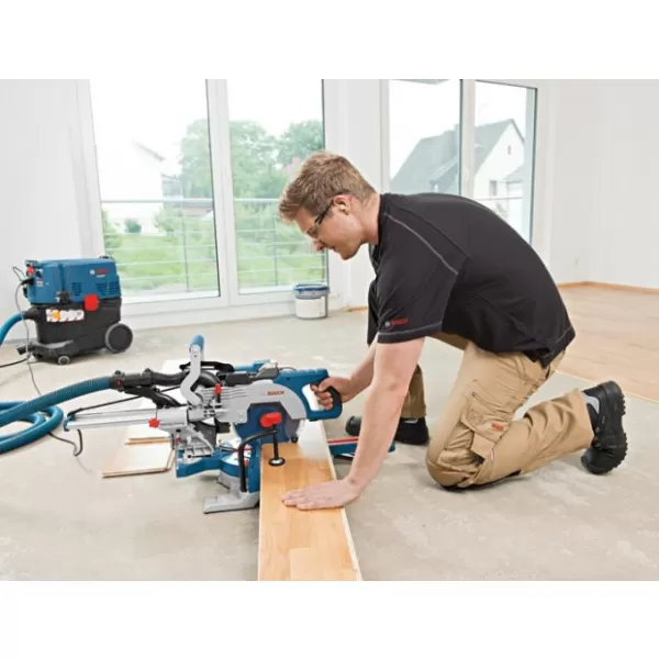 Pokosová pila Bosch GCM 8 SDE Professional