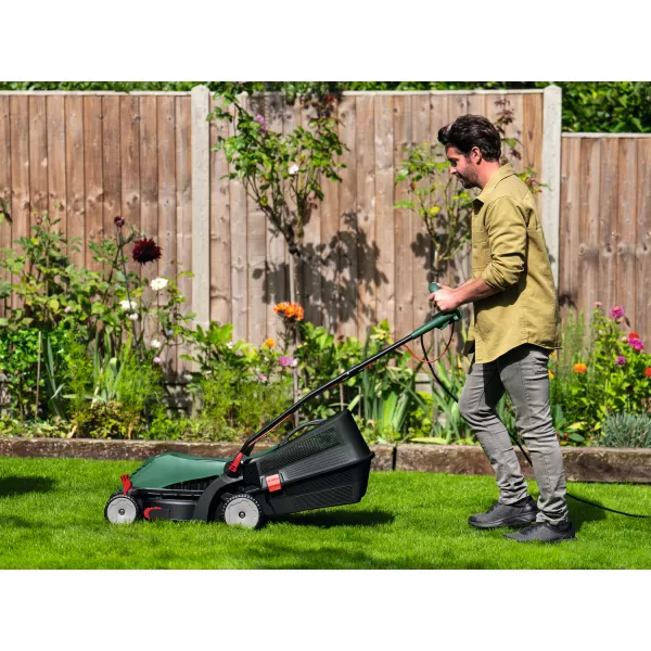 Sekačka na trávu UniversalRotak 34 Bosch 06008A6401