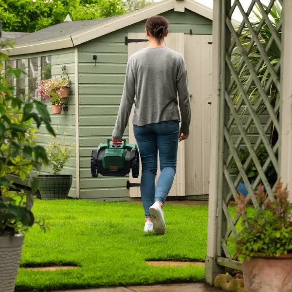 Robotická sekačka na trávu 18V bez aku Bosch VISIMOW18V-100