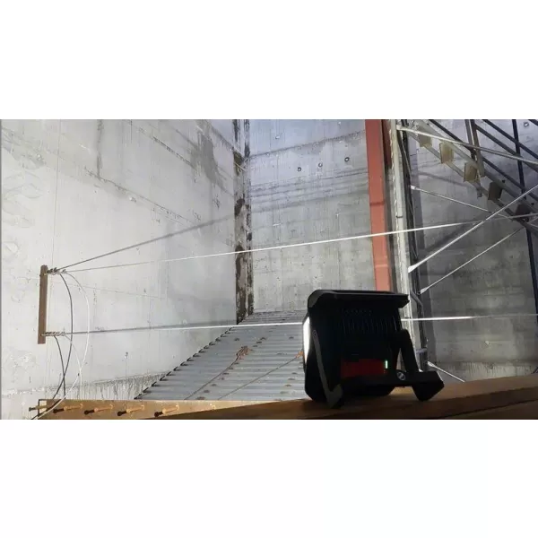 Aku svítilna bez aku Bosch GLI 18V-4000 C 0.601.446.800