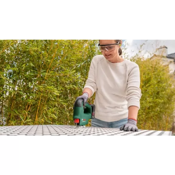 Aku kmitací pila EasySaw 18V-70 Bosch 0.603.012.000