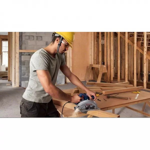 Ruční okružní pila Bosch GKS 140 06016B3020