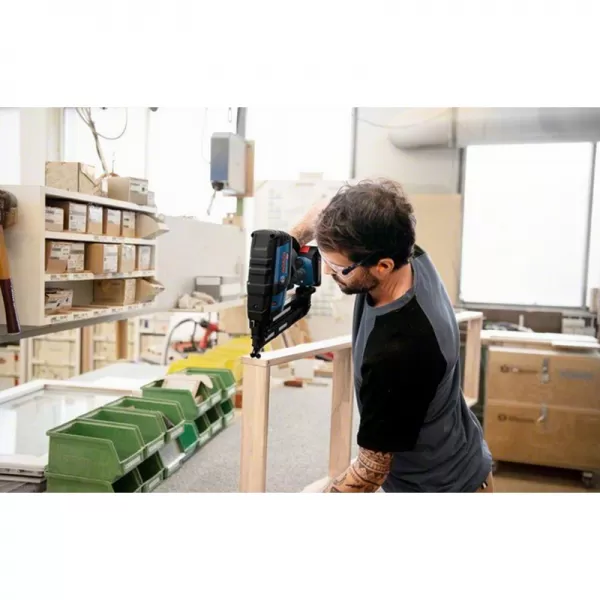 Aku hřebíkovačka Bosch GNH 18V-64 0.601.481.101