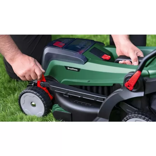 Aku sekačka 2x18V 2x4,0Ah Bosch UniversalRotak 2x18V-37-550 06008B9E00