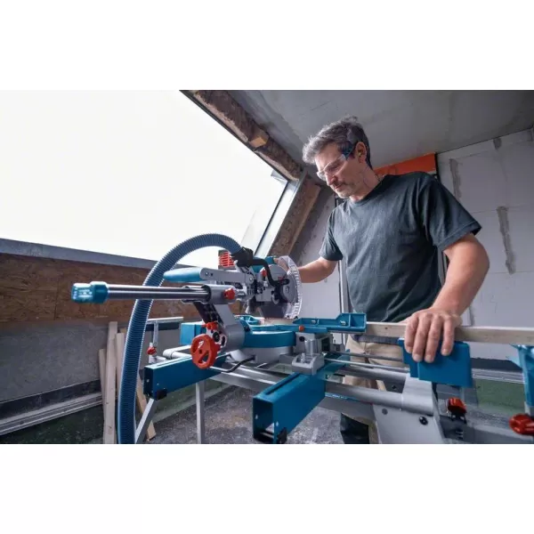 Aku pokosová pila 18V bez aku Bosch GCM 18V-216 D 0601B51000