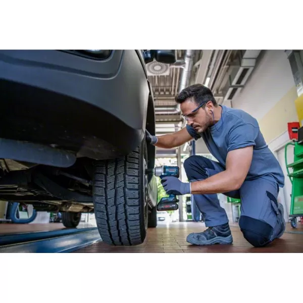 Aku rázový utahovák 2x5,0Ah Bosch GDS 18V-450 PC 06019K4103